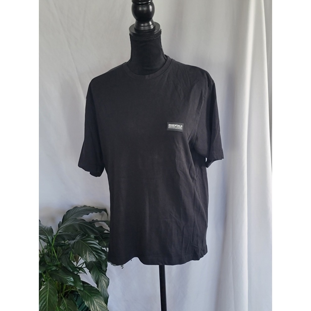DRW Essentials Universal Apparel Mens Black‎ T-Shirt Size M Short Sleeve Tee